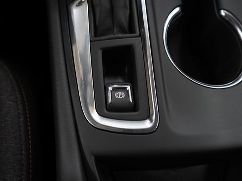 Used 2023 Chevrolet Equinox LT AWD/4WD image 24