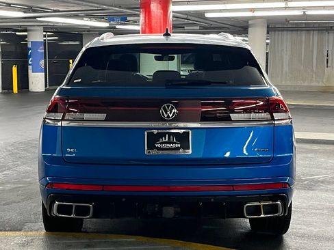 Used 2024 Volkswagen Atlas Cross Sport SEL Premium R-Line AWD/4WD image 35