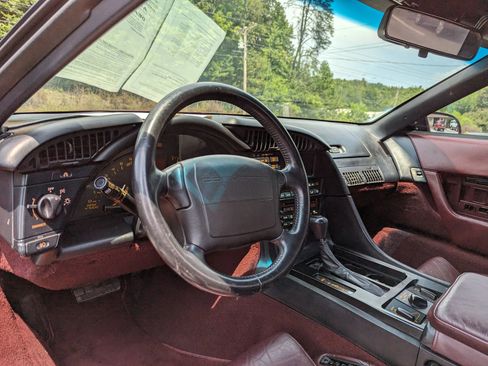 Used 1993 Chevrolet Corvette Convertible image 9