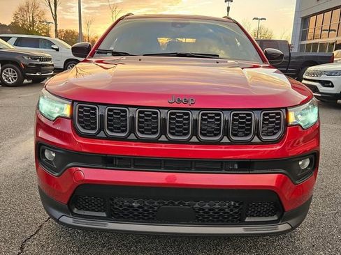 New 2026 Jeep Compass Latitude image 2