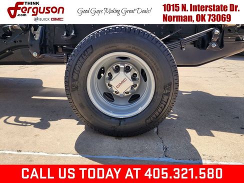 New 2026 GMC Sierra 3500 Pro AWD/4WD image 48