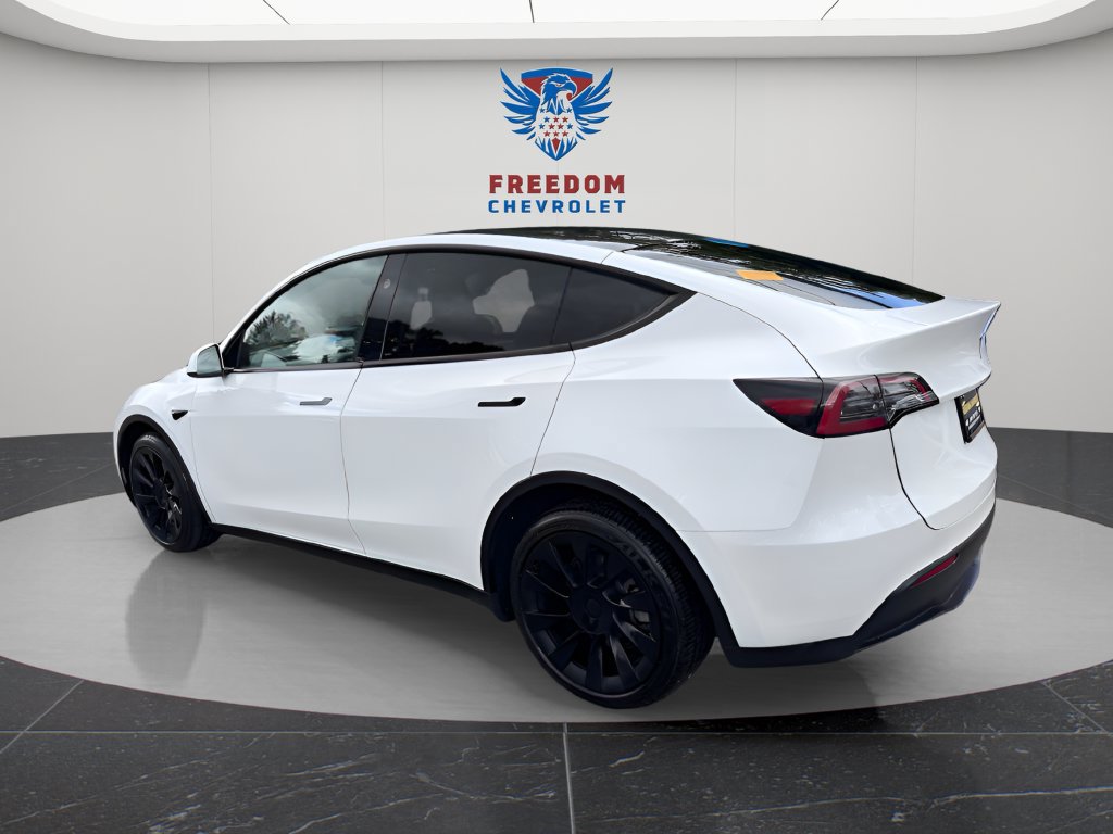 Used 2023 Tesla Model Y Long Range AWD/4WD image 4