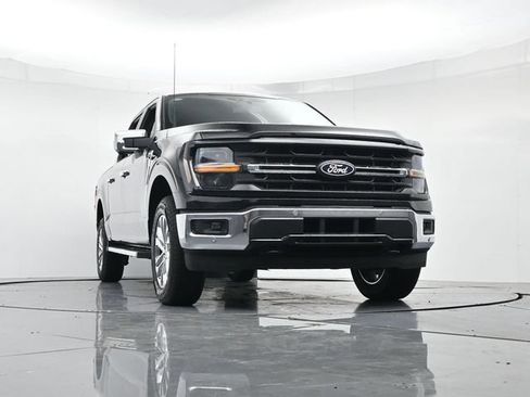 New 2026 Ford F150 XLT w/ Equipment Group 302A MID AWD/4WD image 34