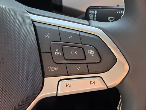 Used 2022 Volkswagen Atlas SE FWD image 22