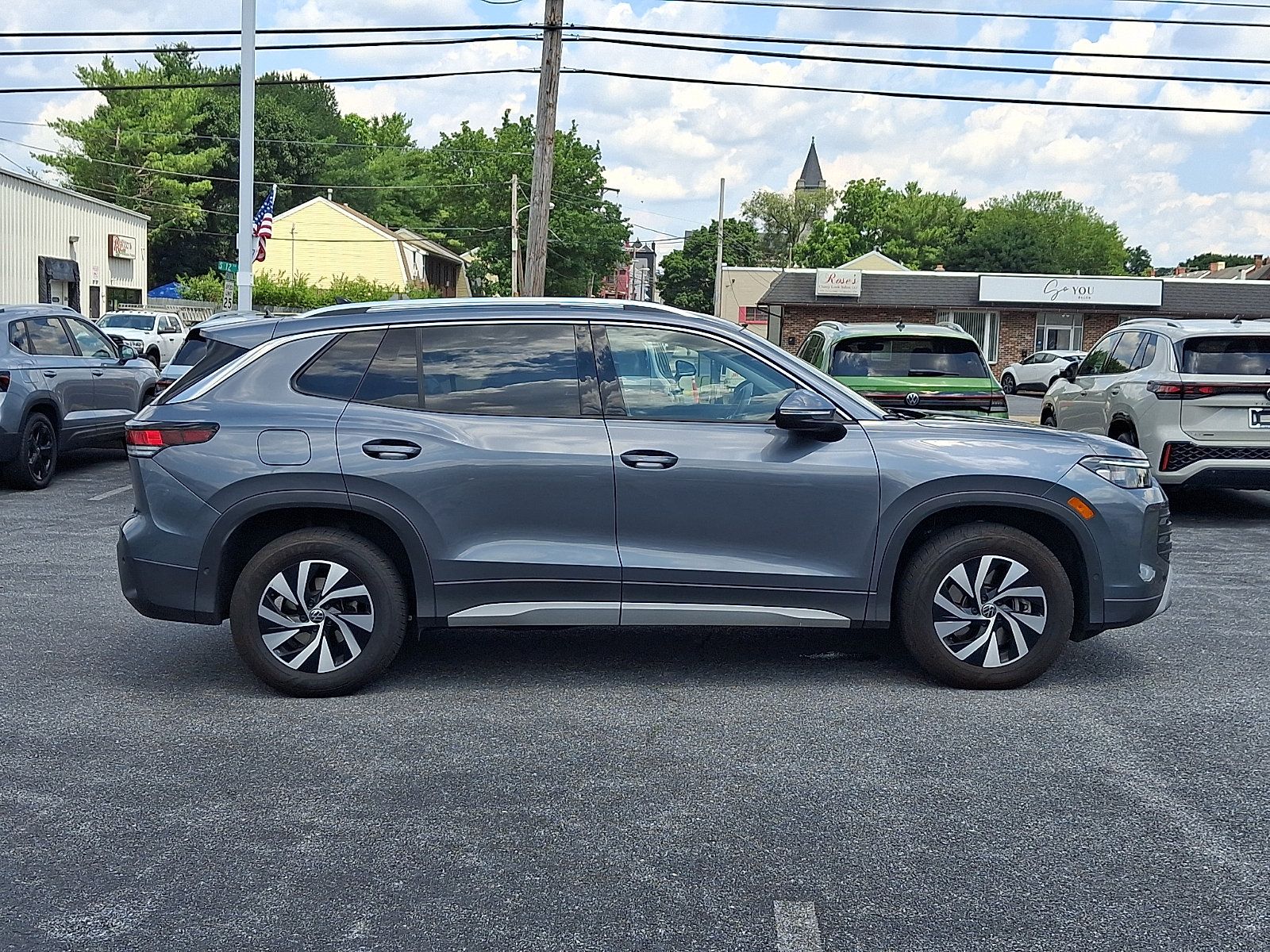 Used 2025 Volkswagen Tiguan S AWD/4WD image 8