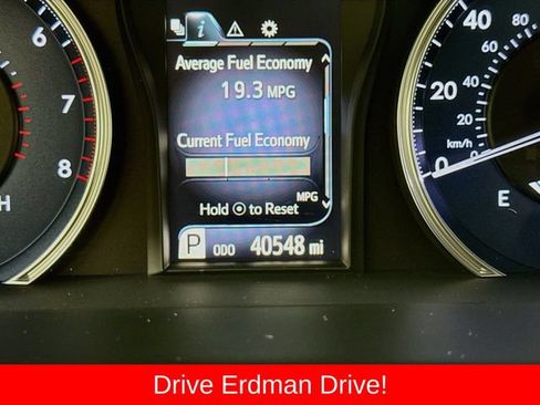 Certified 2016 Toyota Camry LE FWD image 33