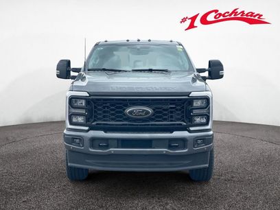 New 2026 Ford F350 Lariat w/ Black Appearance Package