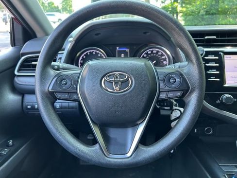 Used 2019 Toyota Camry LE image 25