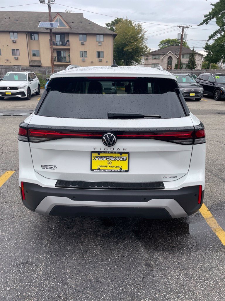 New 2026 Volkswagen Tiguan S AWD/4WD image 9