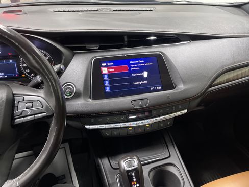 Used 2019 Cadillac XT4 Premium Luxury image 30