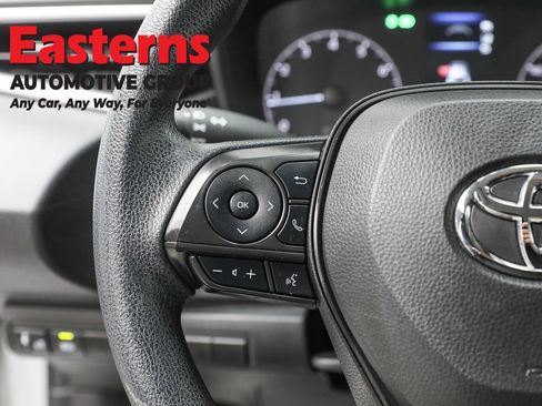 Used 2023 Toyota Corolla LE image 15