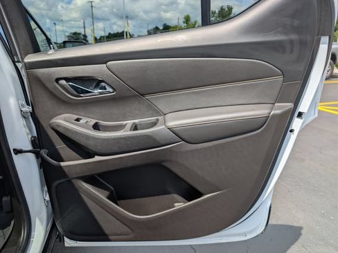 Used 2020 Chevrolet Traverse Premier w/ Redline Edition AWD/4WD image 18