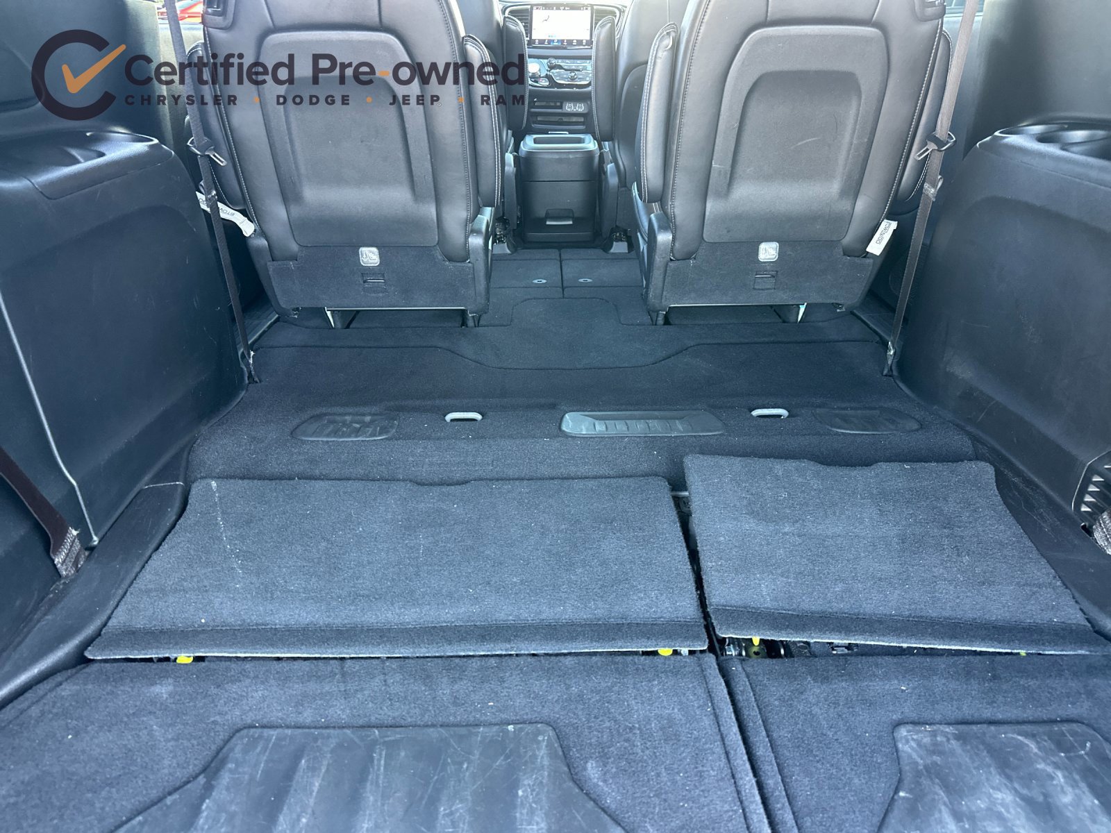 Certified 2025 Chrysler Pacifica Select FWD image 16