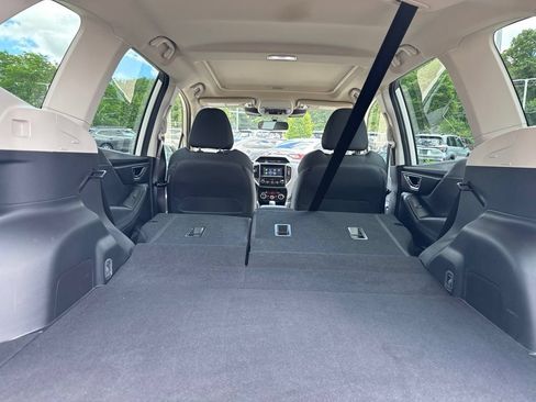 Used 2023 Subaru Forester Premium AWD/4WD image 10