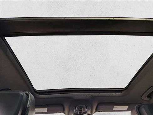 Used 2025 Audi SQ5 Premium Plus image 18