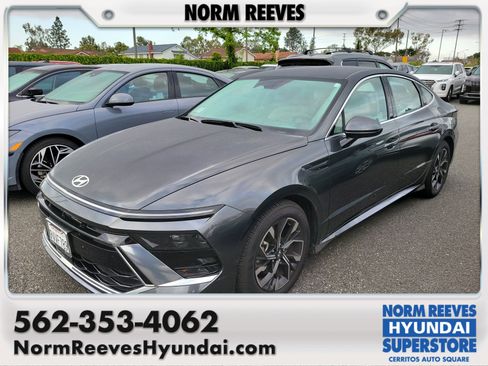 Used 2025 Hyundai Sonata SEL image 1