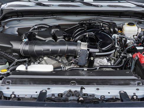 Used 2013 Toyota FJ Cruiser 4WD w/ Trail Teams Special Edition image 15