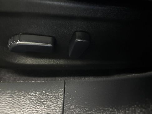 Used 2025 Nissan Altima 2.5 SV FWD image 20