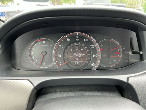 Used 2016 Honda Accord Sport image 18