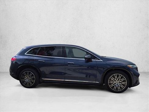 Certified 2023 Mercedes-Benz EQS 580 4MATIC SUV image 4