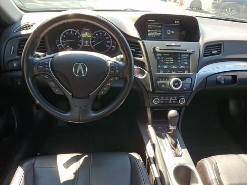 Used 2019 Acura ILX FWD image 10
