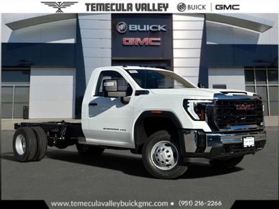 New 2026 GMC Sierra 2500 Pro w/ Fleet Convenience Package