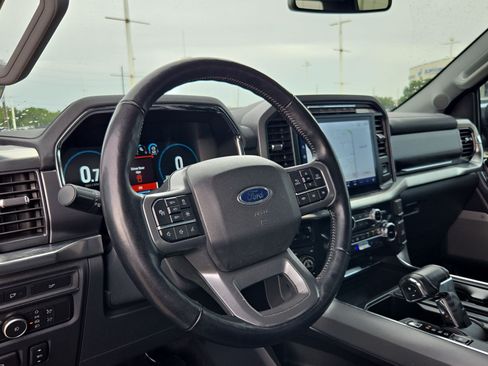 Used 2022 Ford F150 Lariat w/ Equipment Group 502A High AWD/4WD image 14