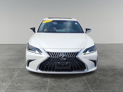 Used 2023 Lexus ES 300h w/ Premium Package