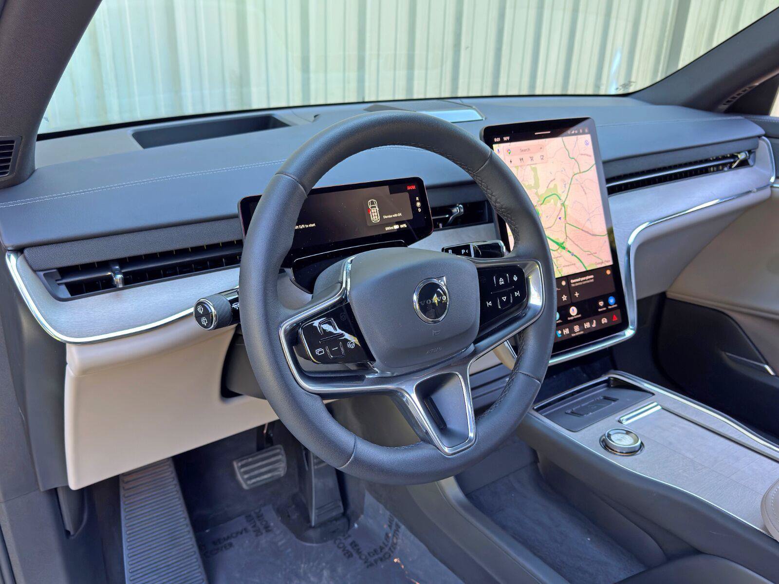 Used 2025 Volvo EX90 Ultra AWD/4WD image 14