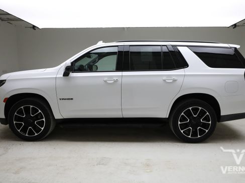 Used 2022 Chevrolet Tahoe RST w/ Luxury Package RWD image 2