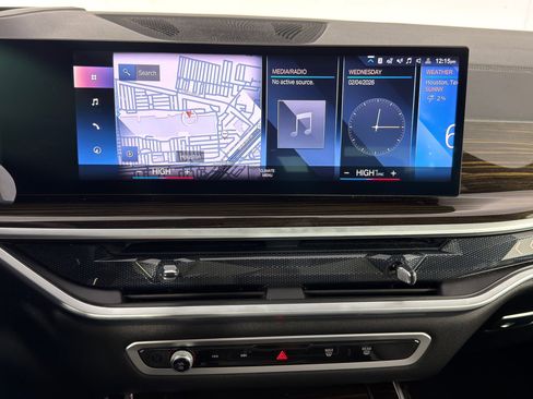 Used 2023 BMW X7 xDrive40i w/ Premium Package image 21