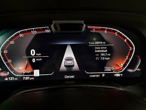 Used 2022 BMW X7 xDrive40i w/ M Sport Package AWD/4WD image 39