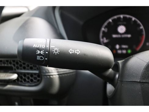 Used 2026 Honda HR-V LX image 19