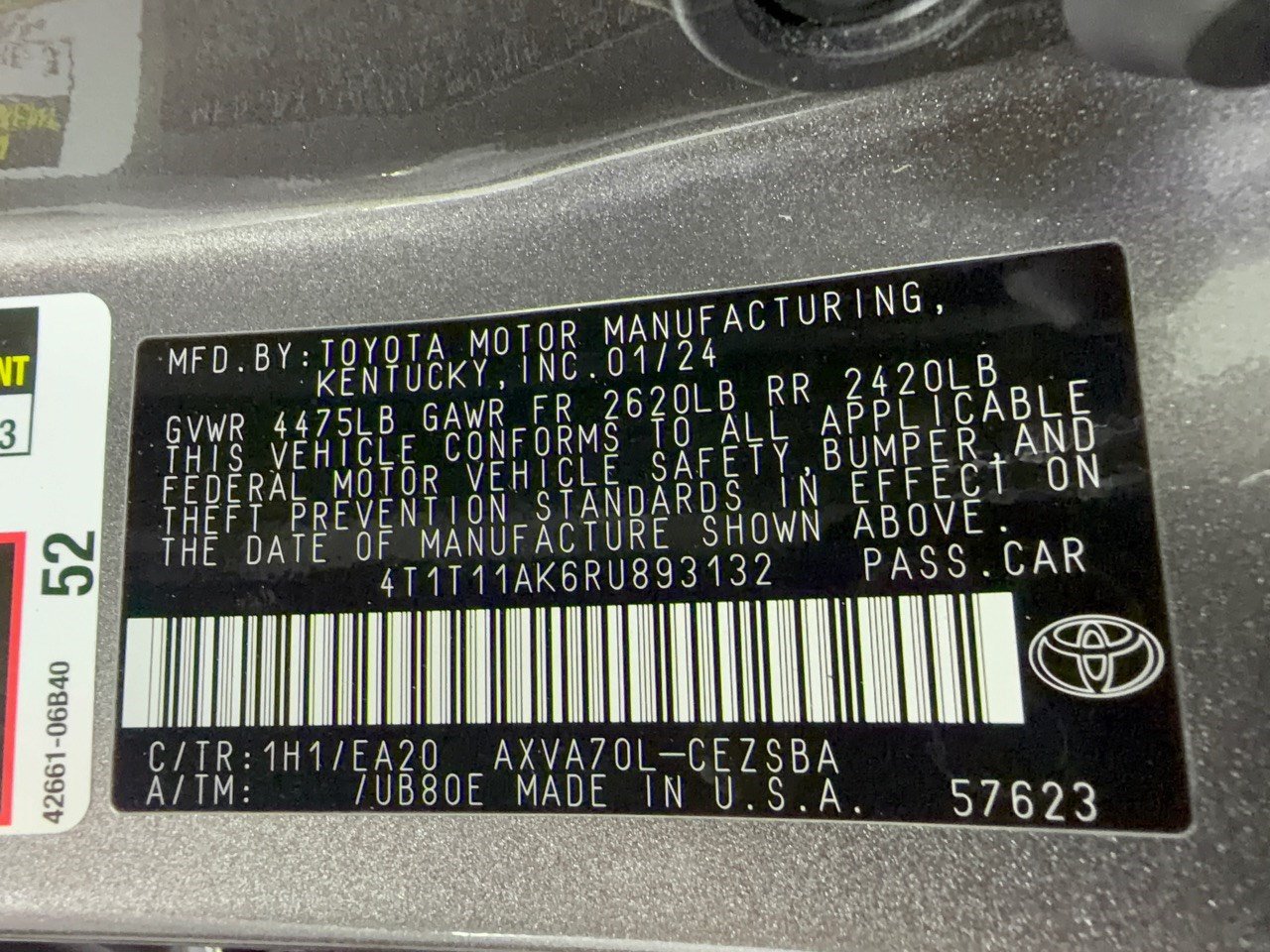 Used 2024 Toyota Camry SE w/ Convenience Package FWD image 31