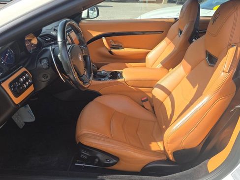 Used 2018 Maserati GranTurismo Sport image 9