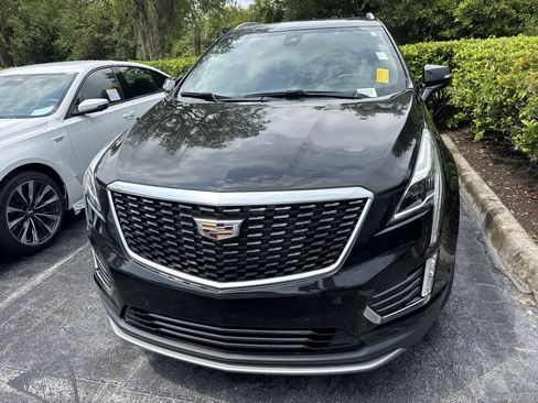 Used 2020 Cadillac XT5 Premium Luxury FWD image 4