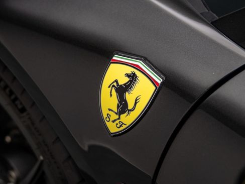 Used 2014 Ferrari 458 Spider RWD image 42