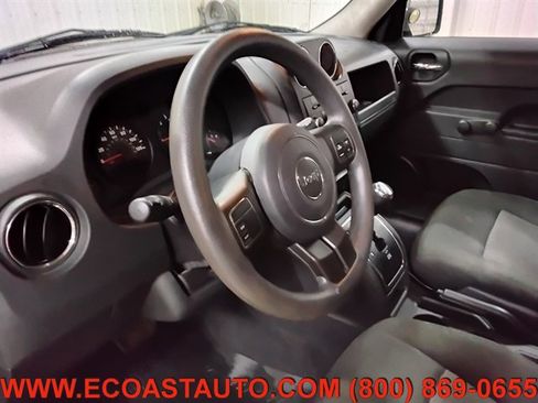 Used 2012 Jeep Patriot Sport FWD image 11