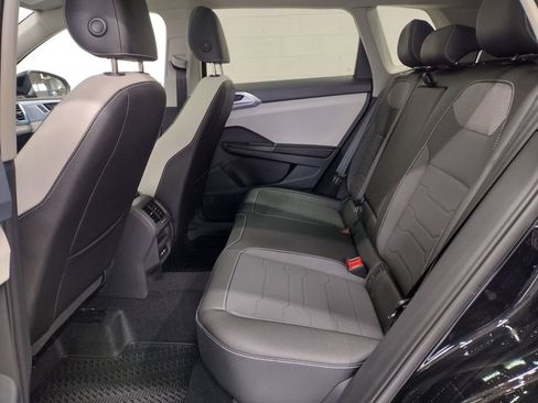 New 2026 Volkswagen Taos SE image 33