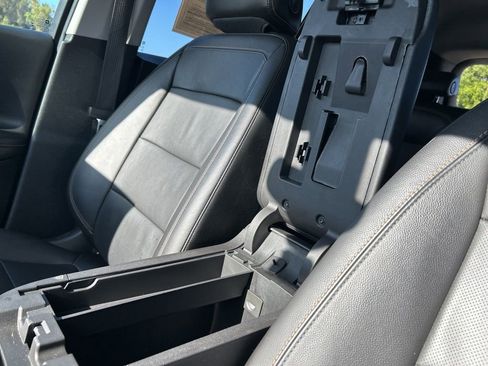 Used 2019 Chevrolet Equinox Premier image 33