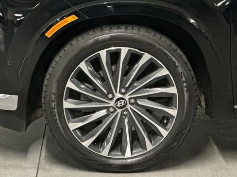 Used 2023 Hyundai Palisade Calligraphy image 27