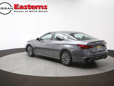 Used 2023 Nissan Altima 2.5 SV w/ SV Premium Package FWD image 64