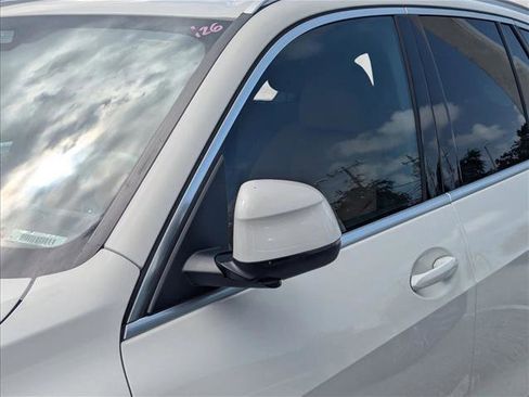 Certified 2024 BMW X5 xDrive40i w/ Premium Package AWD/4WD image 20