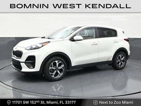 Used 2021 Kia Sportage LX FWD image 1