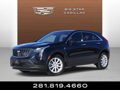 Used 2023 Cadillac XT4 Luxury w/ Cold Weather Package image 1