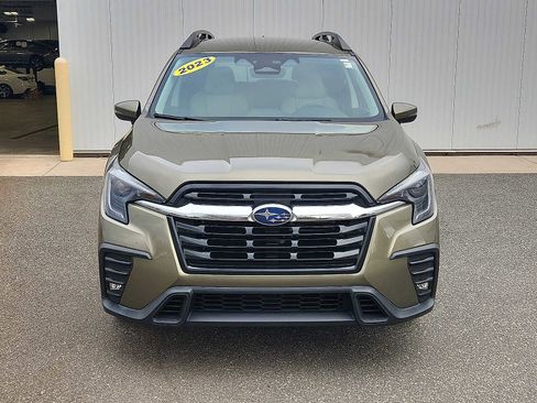Used 2023 Subaru Ascent Limited image 2