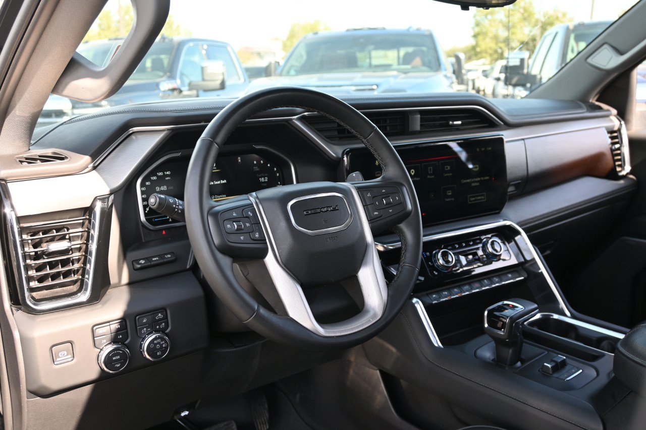 Certified 2023 GMC Sierra 1500 Denali w/ Technology Package AWD/4WD image 17