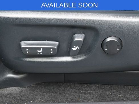 Used 2024 Toyota 4Runner Limited AWD/4WD image 10