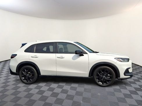 Used 2024 Honda HR-V Sport image 10