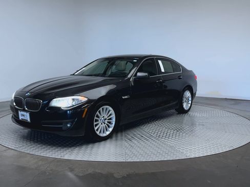 Used 2013 BMW 535i xDrive Sedan AWD/4WD image 4
